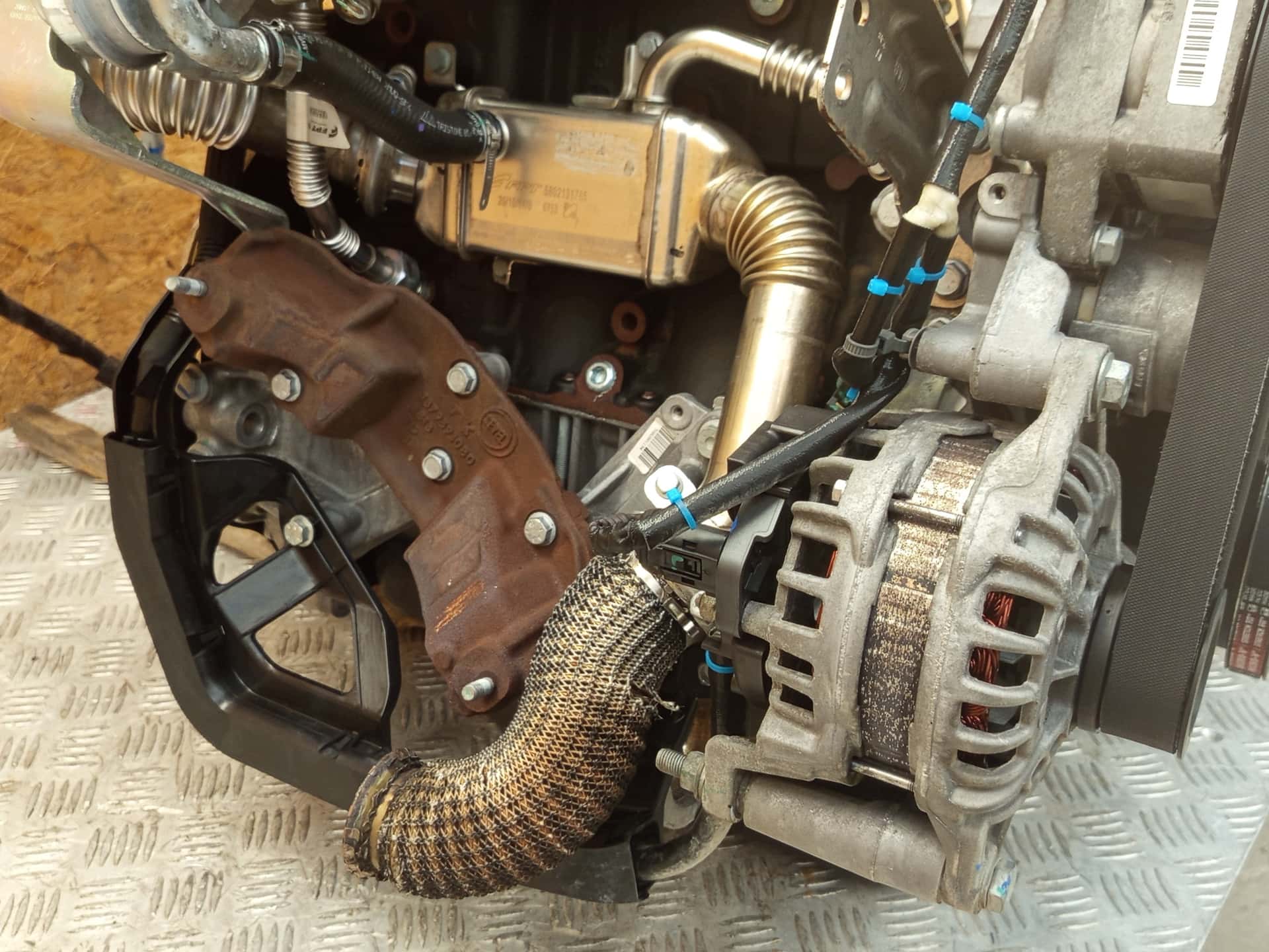 Moteur F1AGL411D vue 9