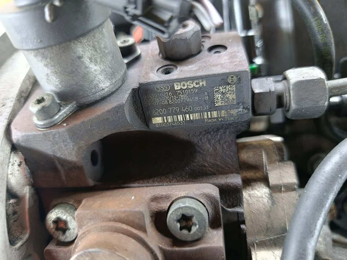 Moteur F9Q 870 vue 9
