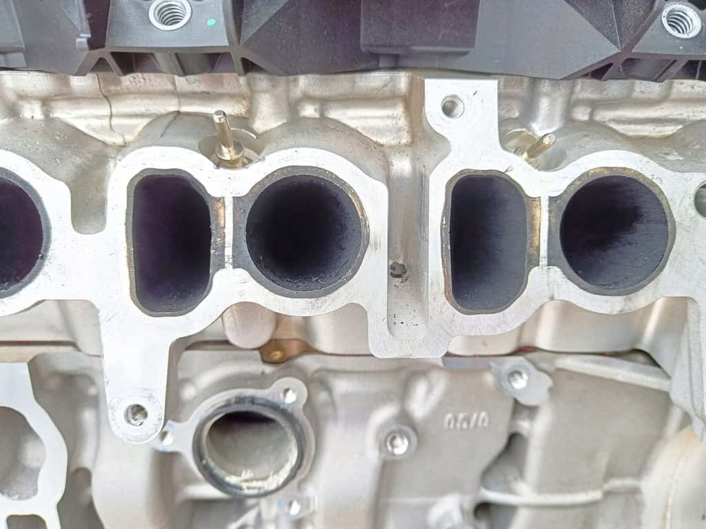 Moteur B57 D30 B vue 4