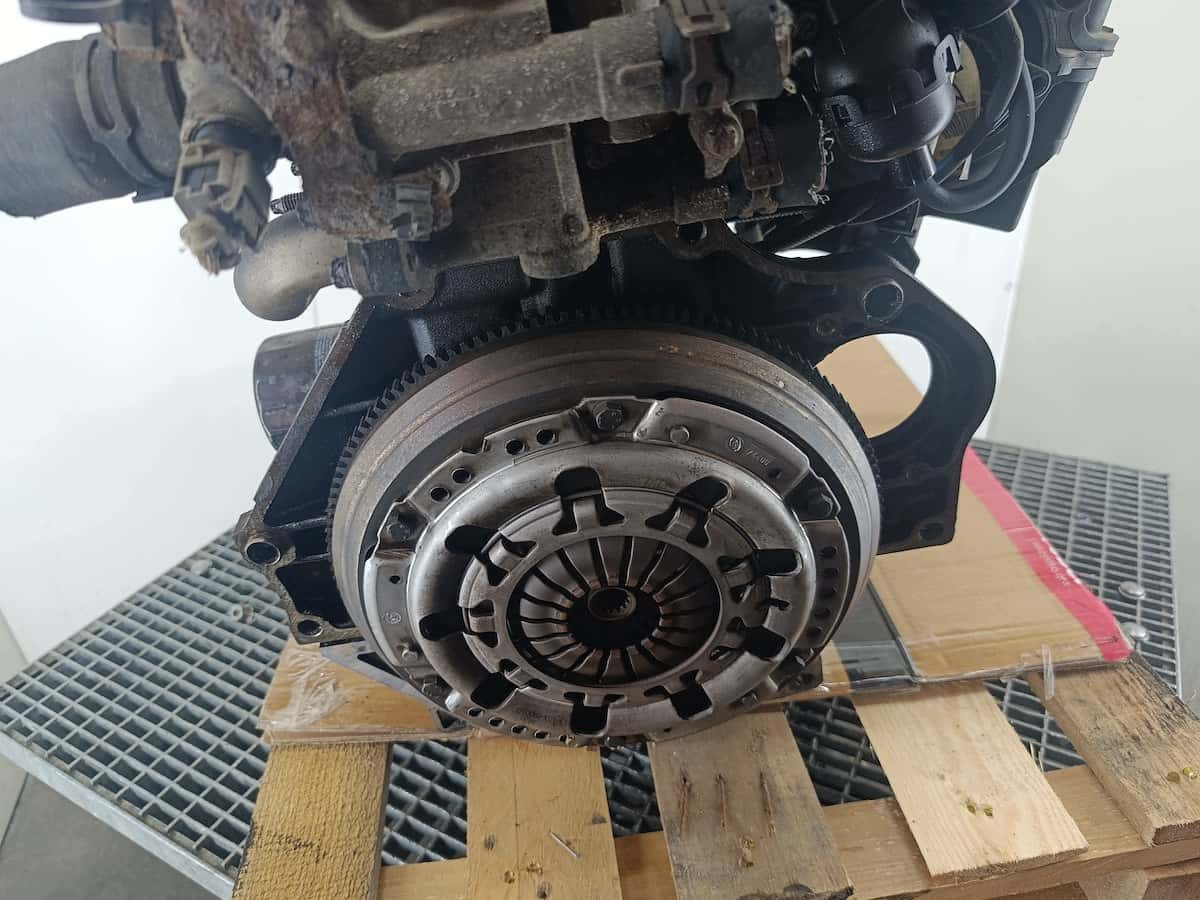 Moteur Z 16 XE1 vue 3
