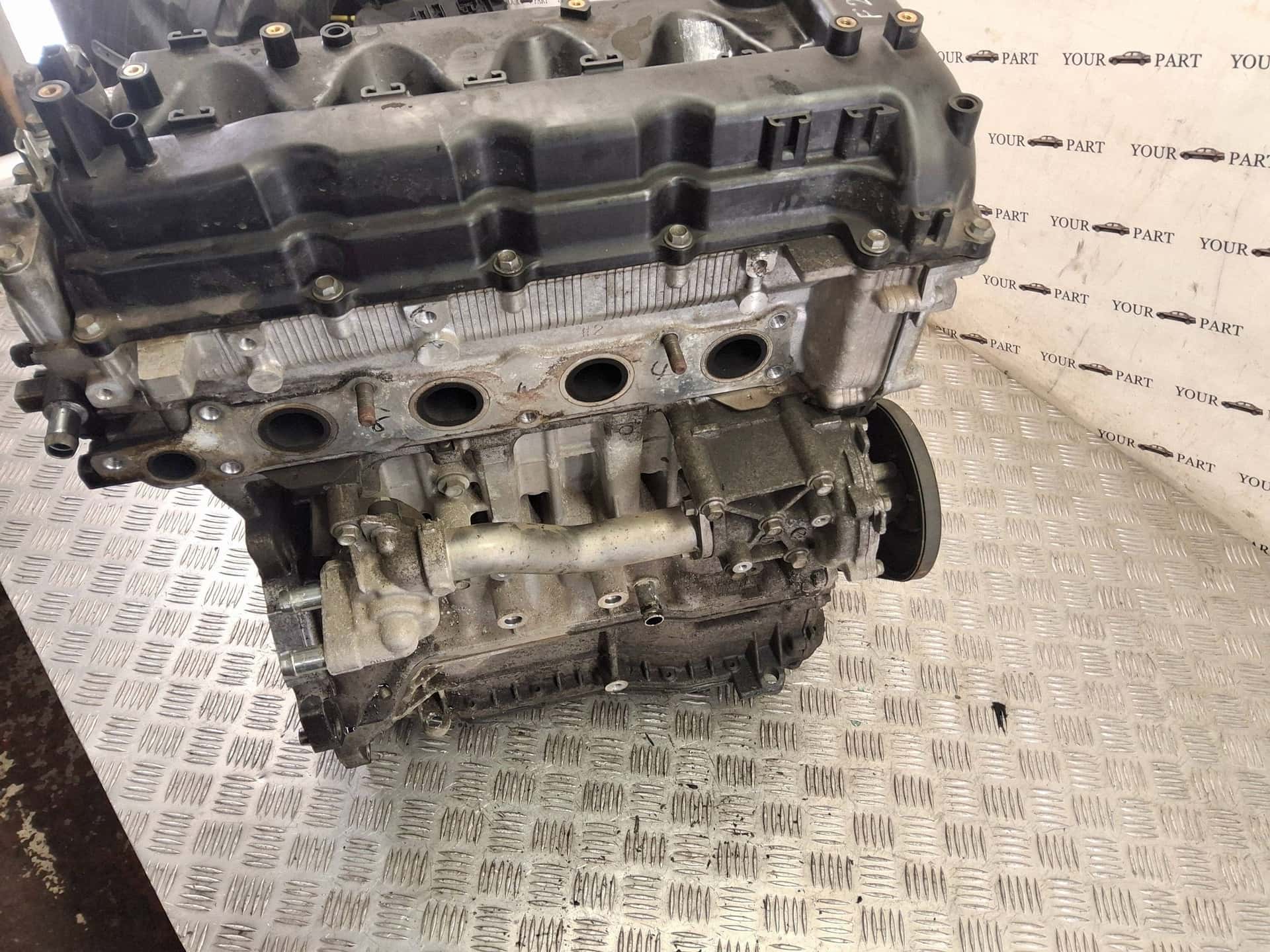 Moteur 4N13 vue 9