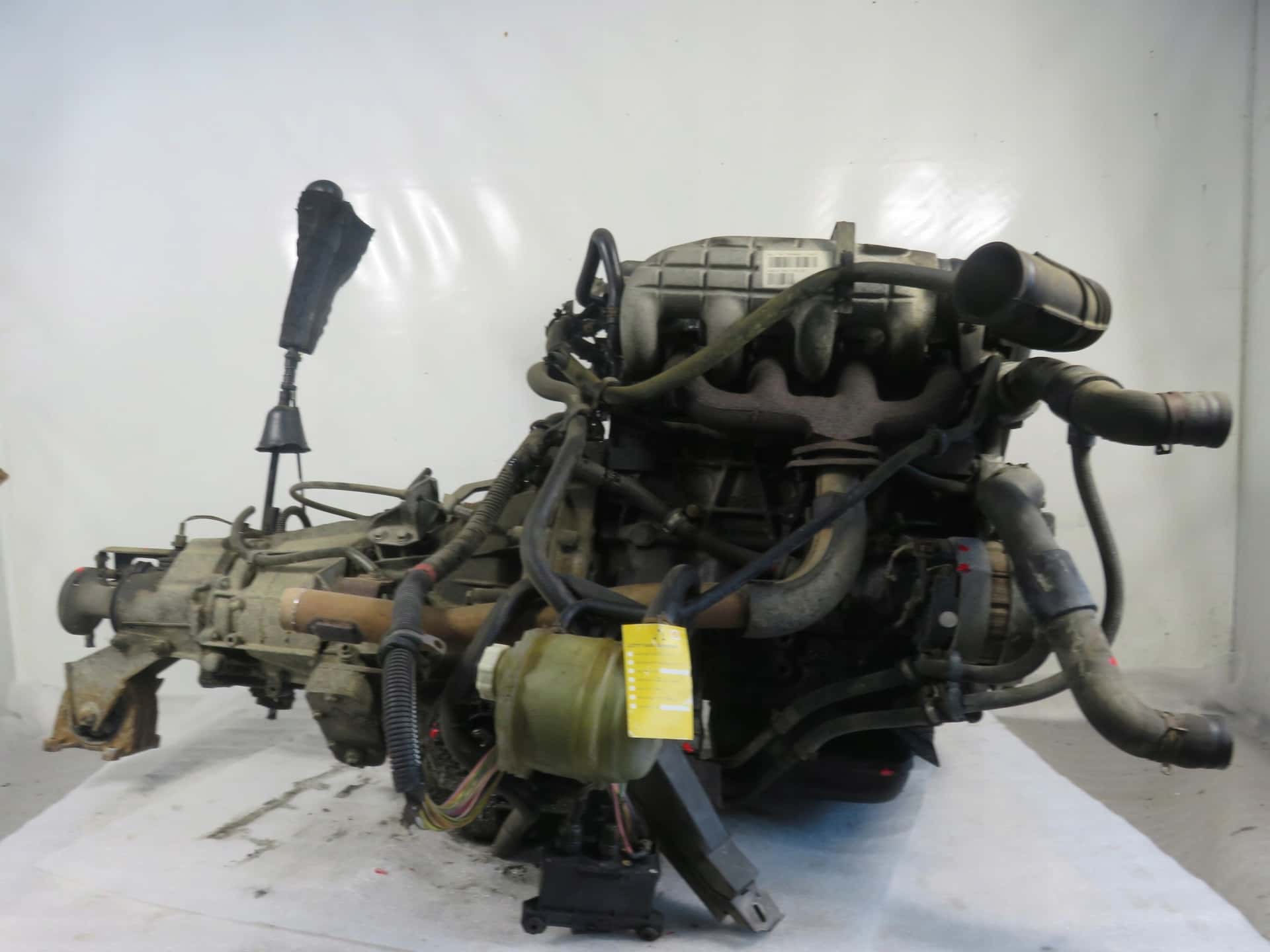 Moteur S8U 750 vue 3