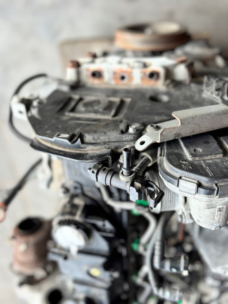 Moteur 8HP (DV4C) — vue 6