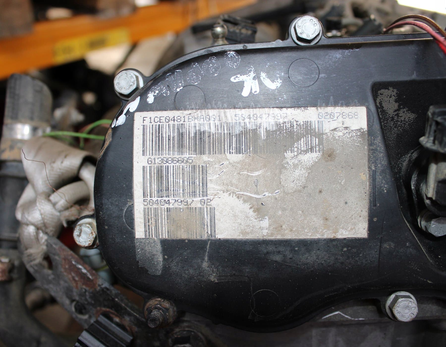 Moteur F1CE0481B — vue 6