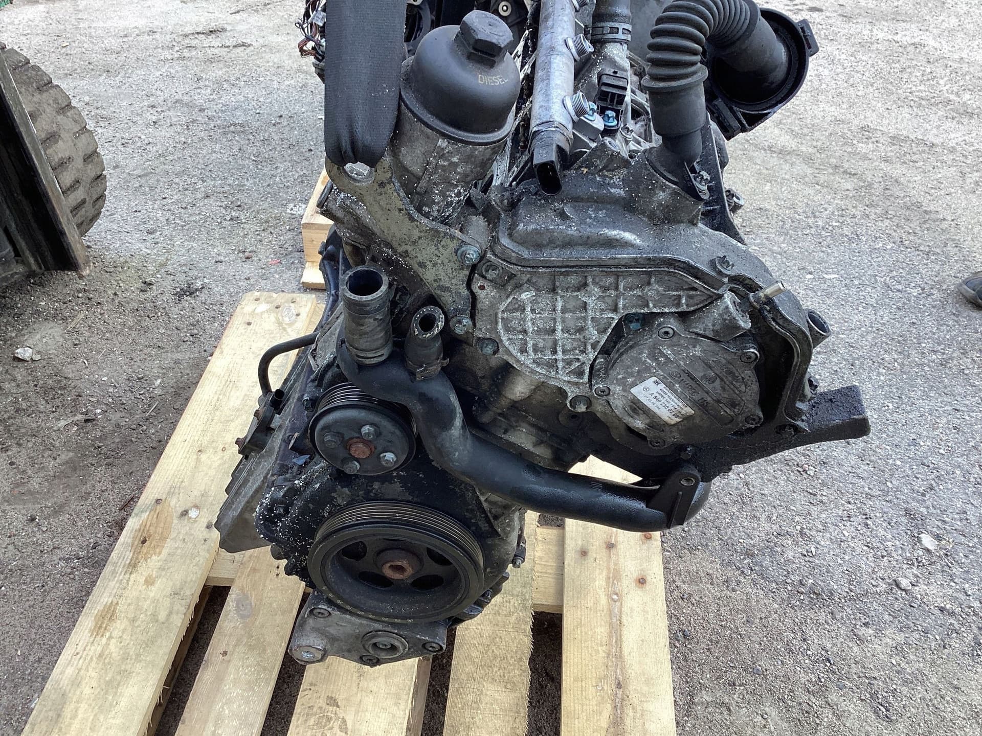 Moteur OM 640.941 — vue 3
