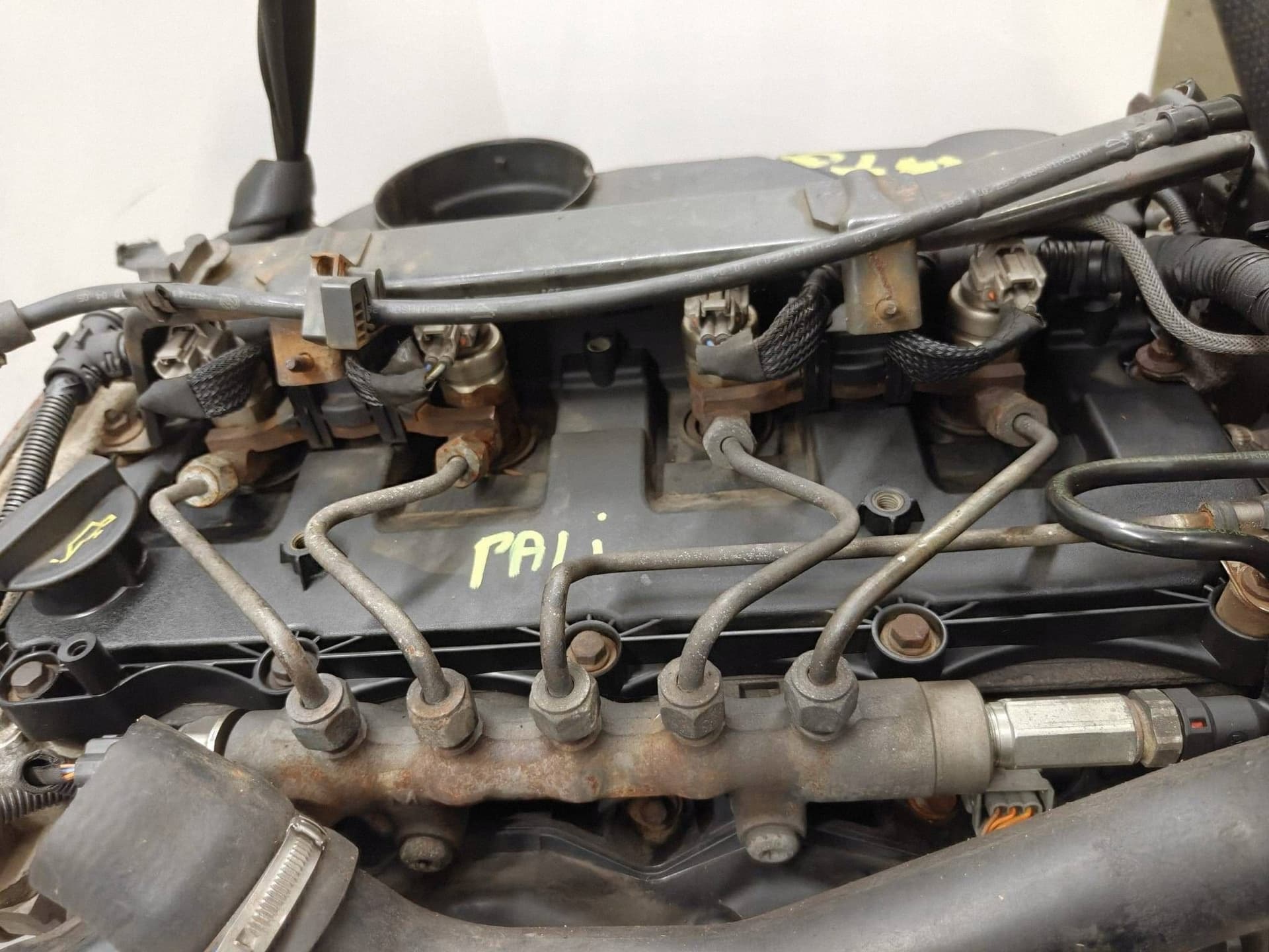Moteur 4HV — vue 12