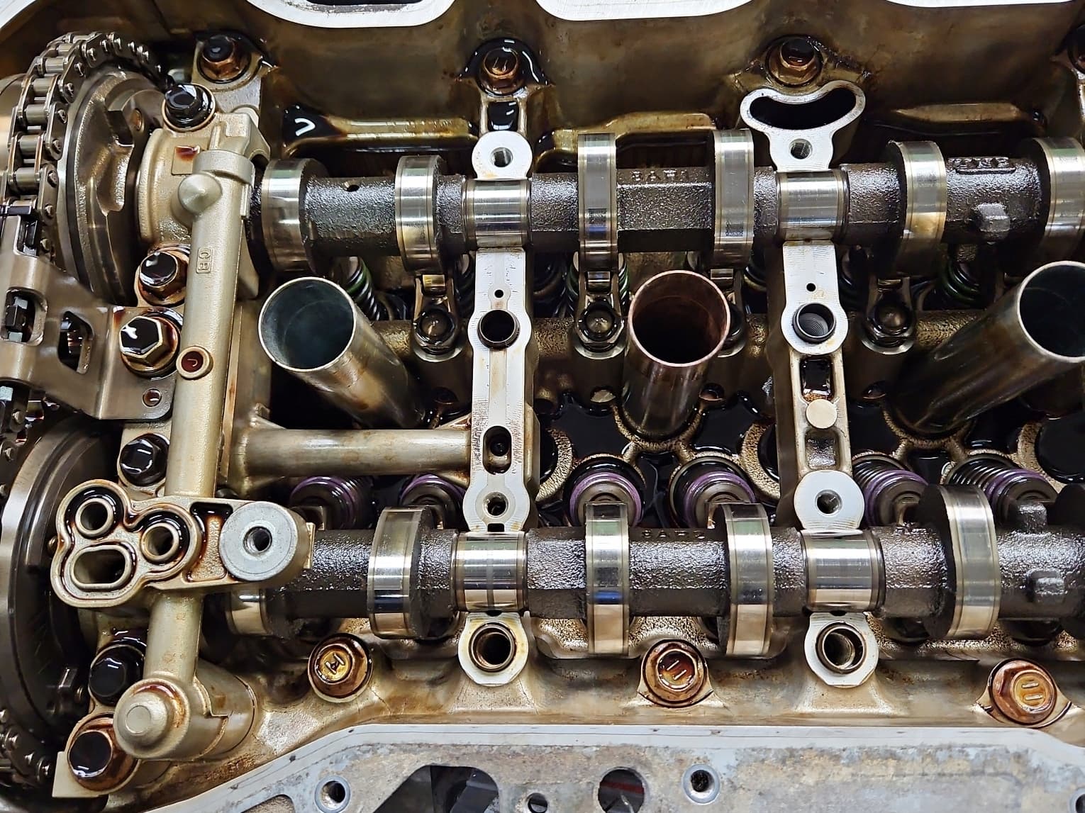 Moteur 8AR-FTS — vue 5