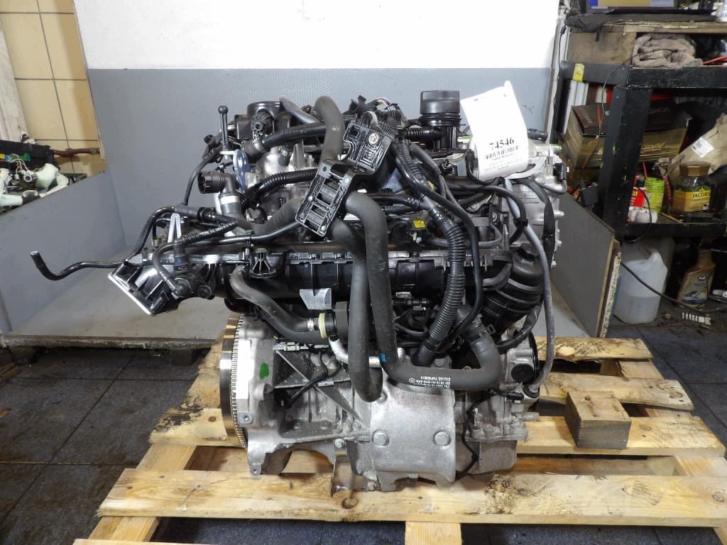Moteur 270910 — vue 5