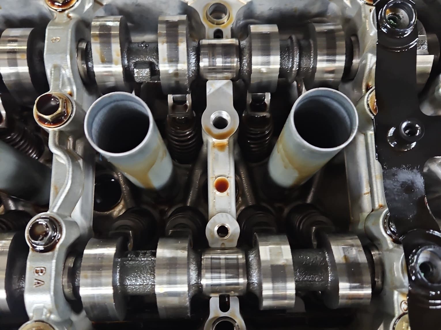 Moteur 2NR-FKE — vue 3