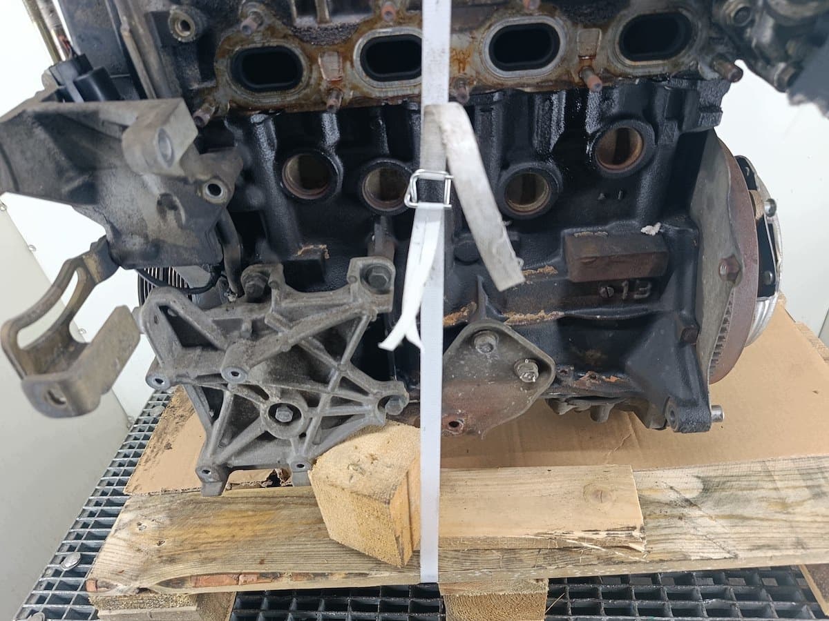 Moteur 4G13 (16V) — vue 9