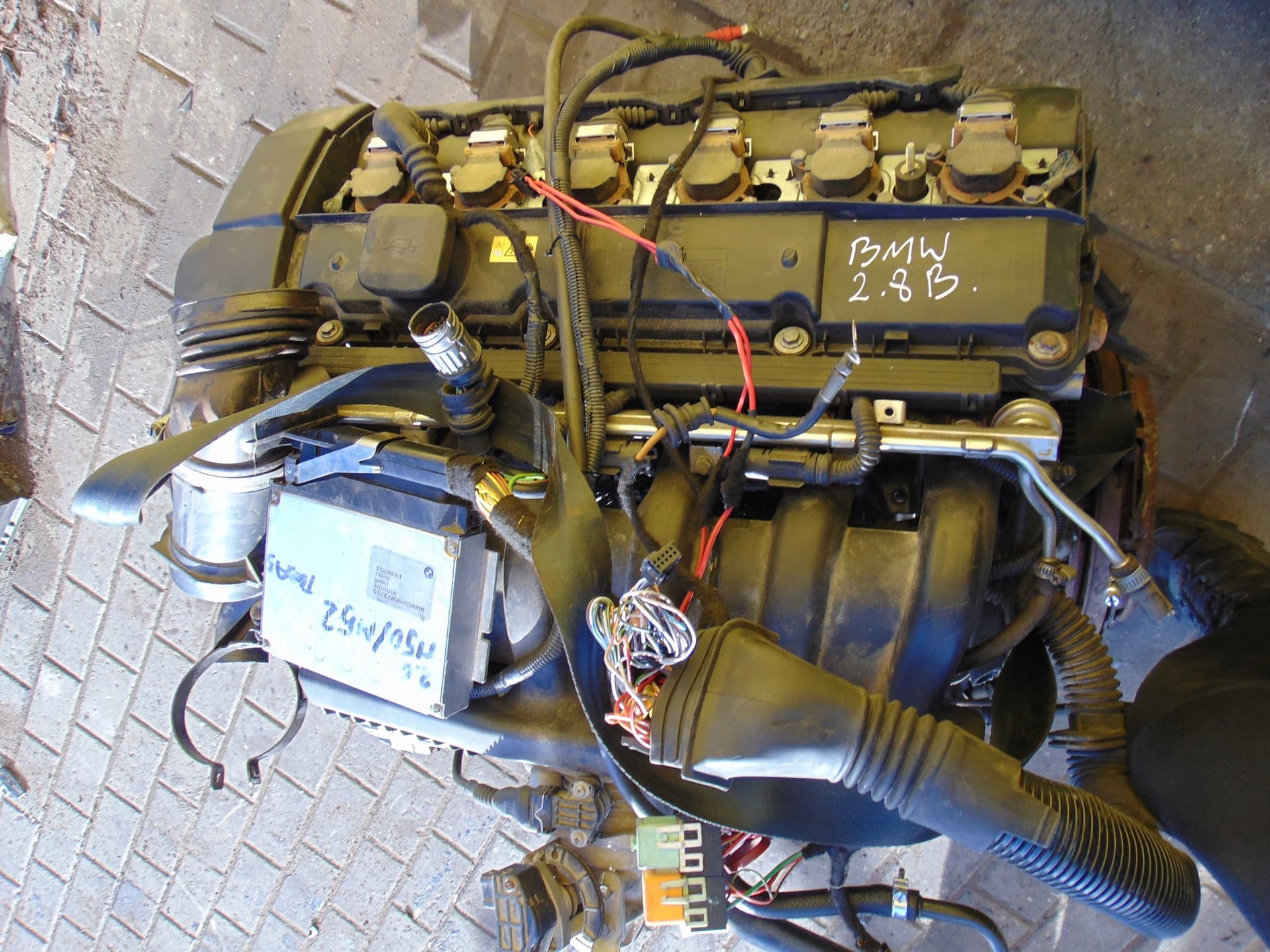 Moteur M52 B28 (286S1) - Image 1