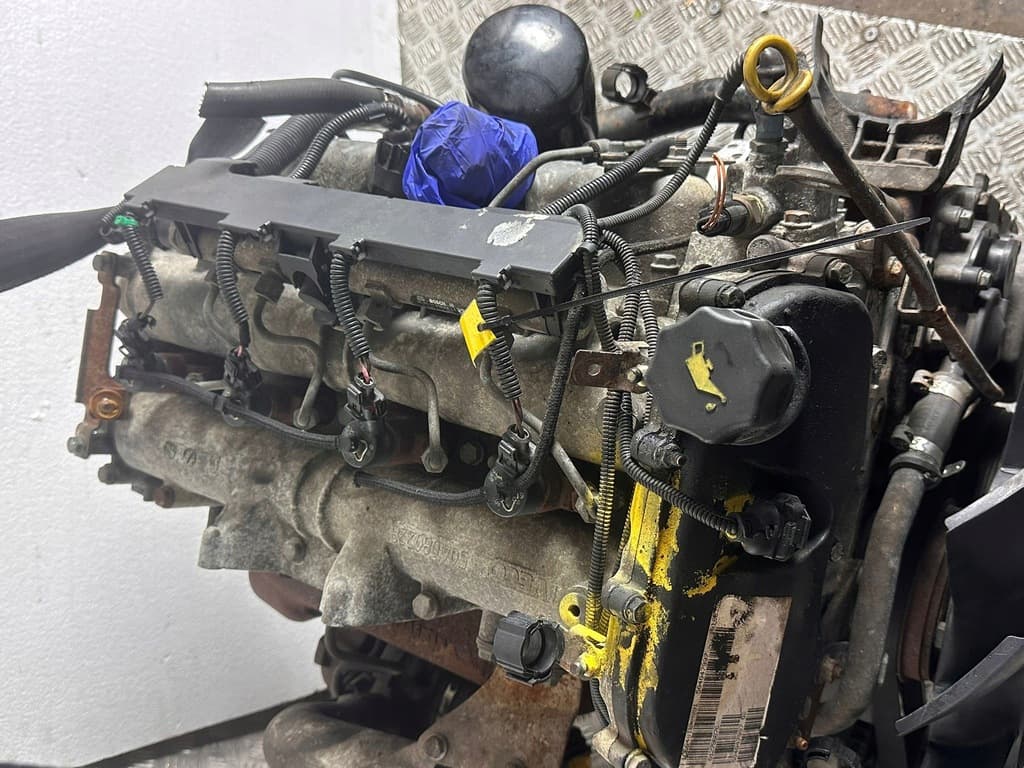 Moteur F1CE0481B — vue 3