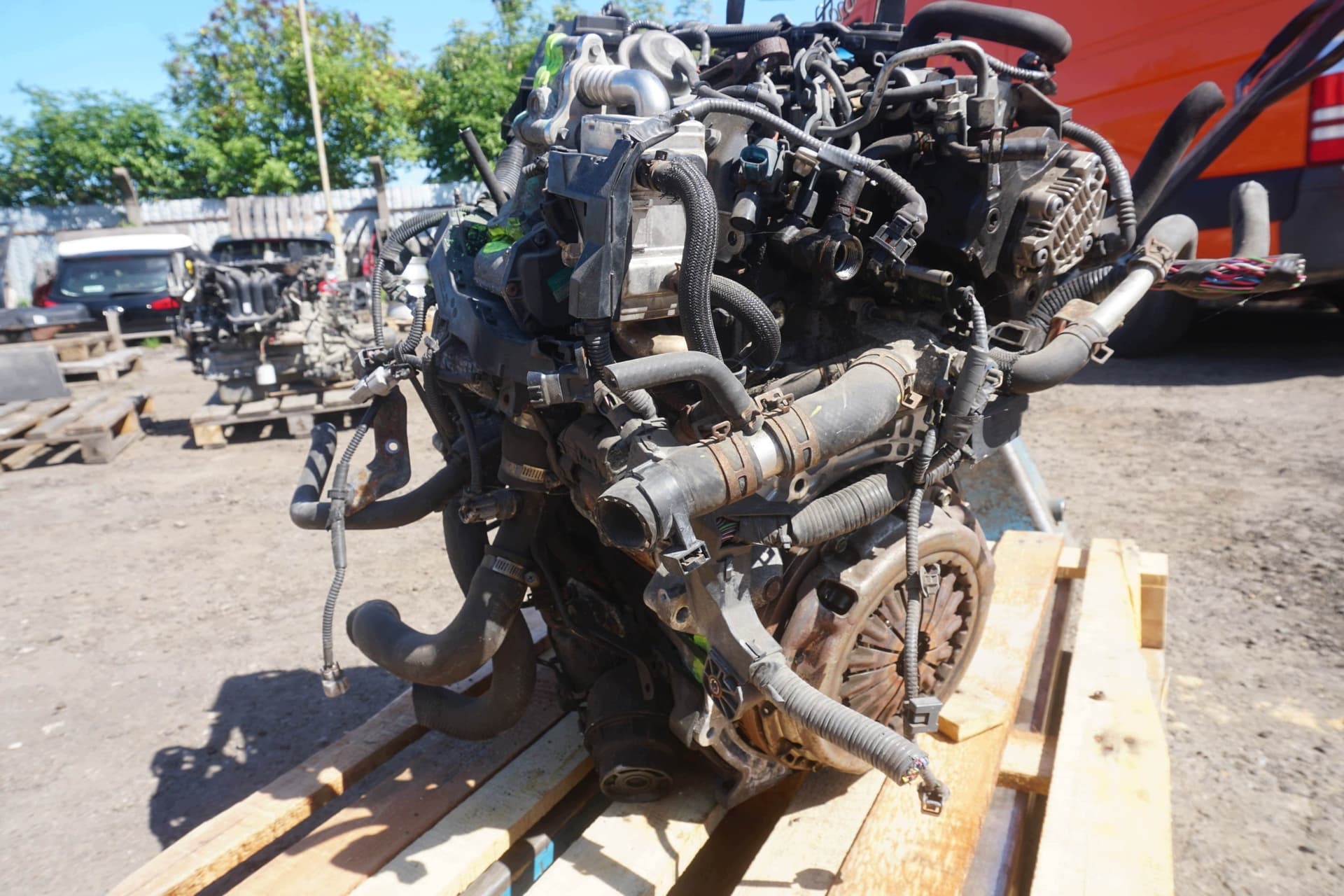 Moteur 1ND-TV — vue 3