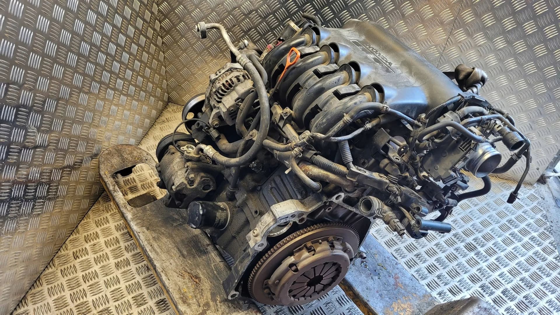 Moteur L12A1 — vue 2