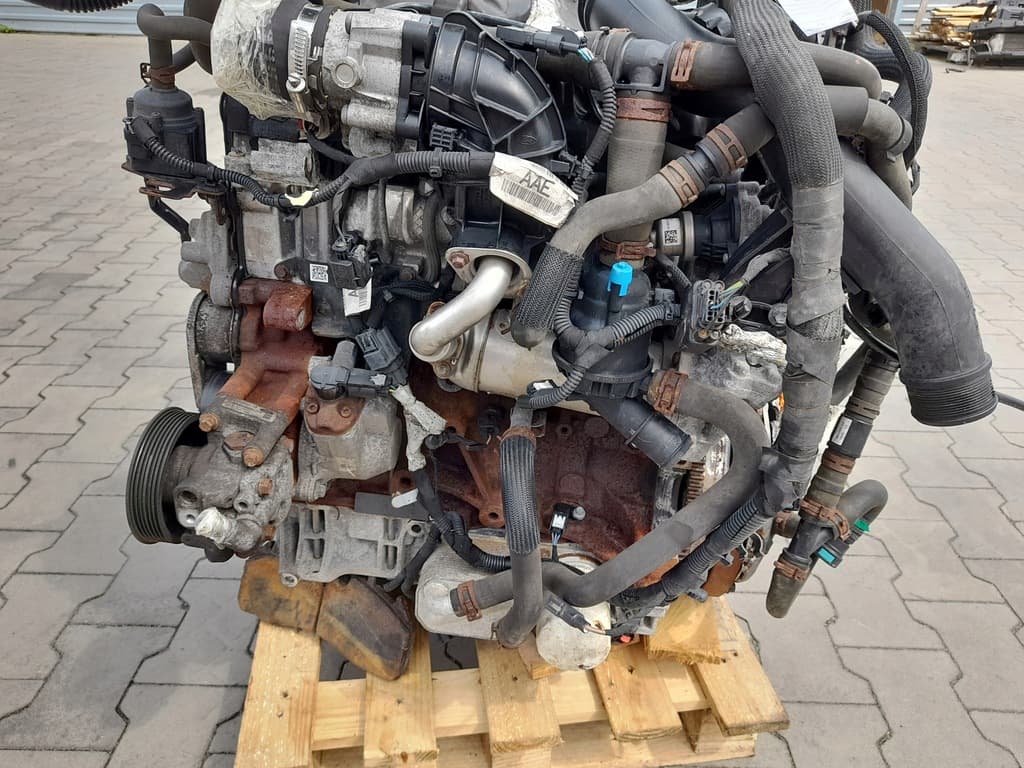 Moteur YNF6 — vue 4