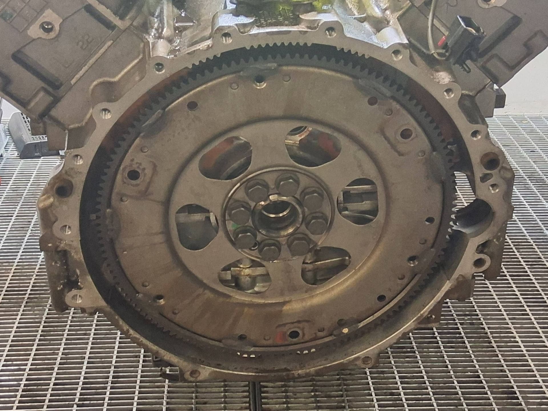 Moteur 428PS(AJV8) — vue 4