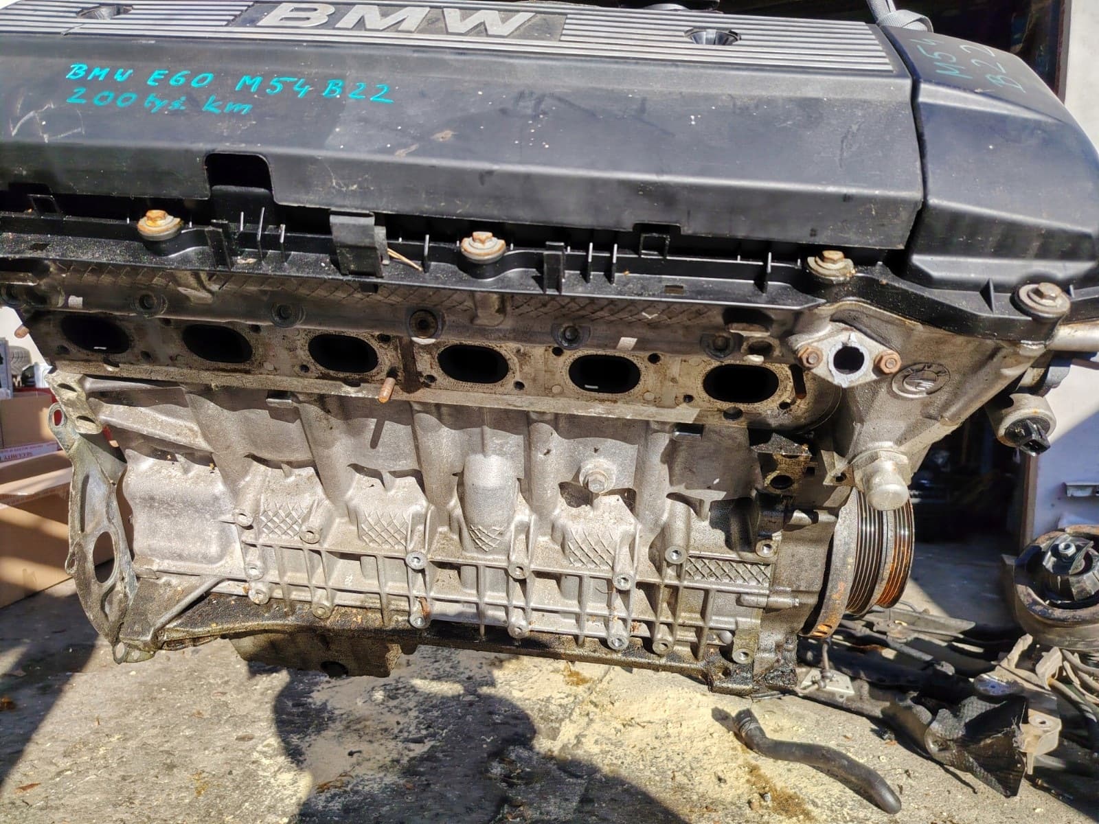 Moteur M54 B22 (226S1) — vue 3