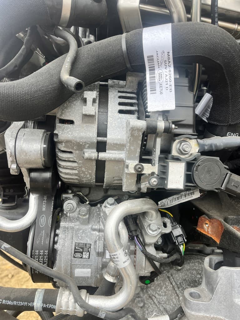 Moteur 204DTY — vue 4