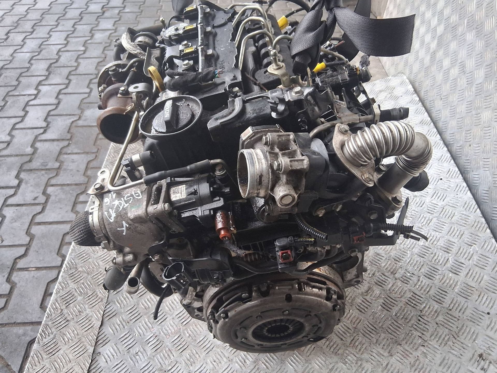 Moteur B 16 DTE — vue 4