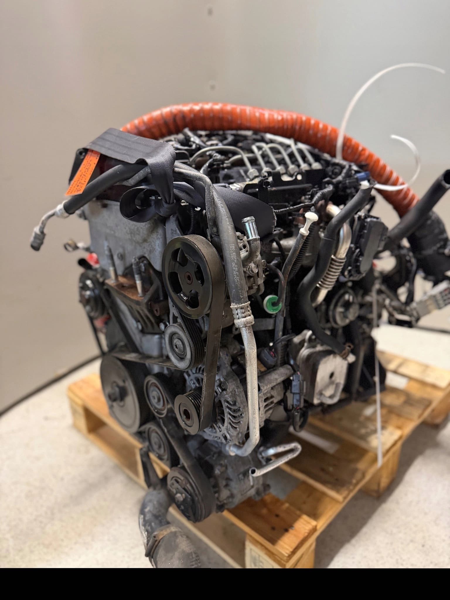 Moteur 4N14 — vue 8