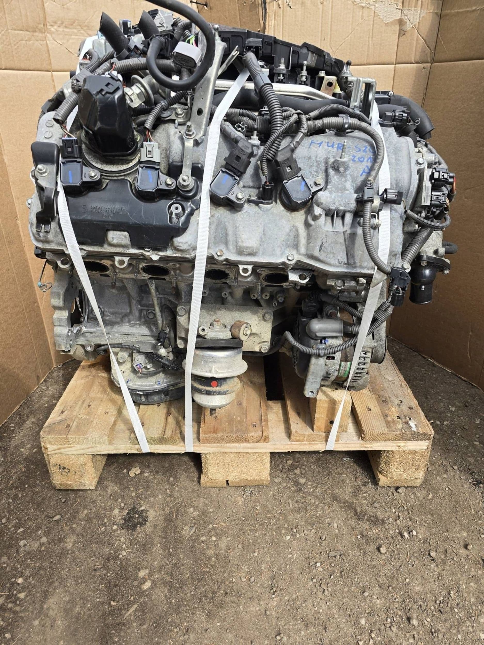 Moteur 1UR-FSE — vue 3