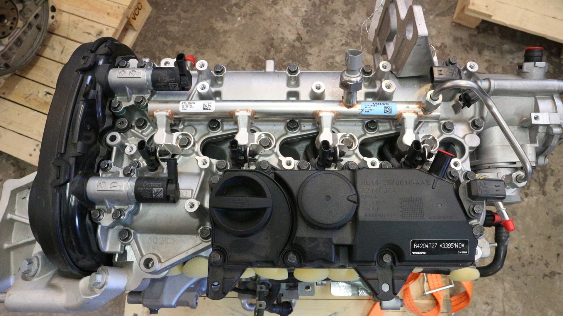 Moteur B 4204 T27 — vue 3