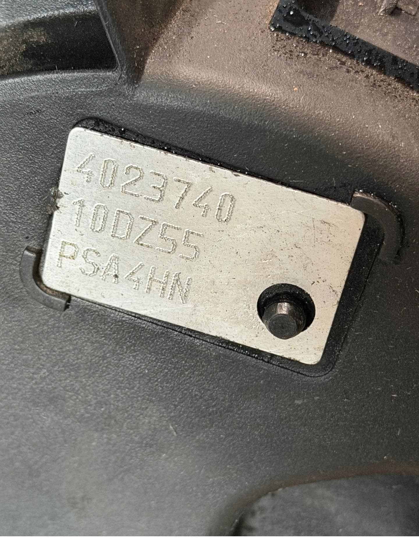 Moteur 4HN — vue 6