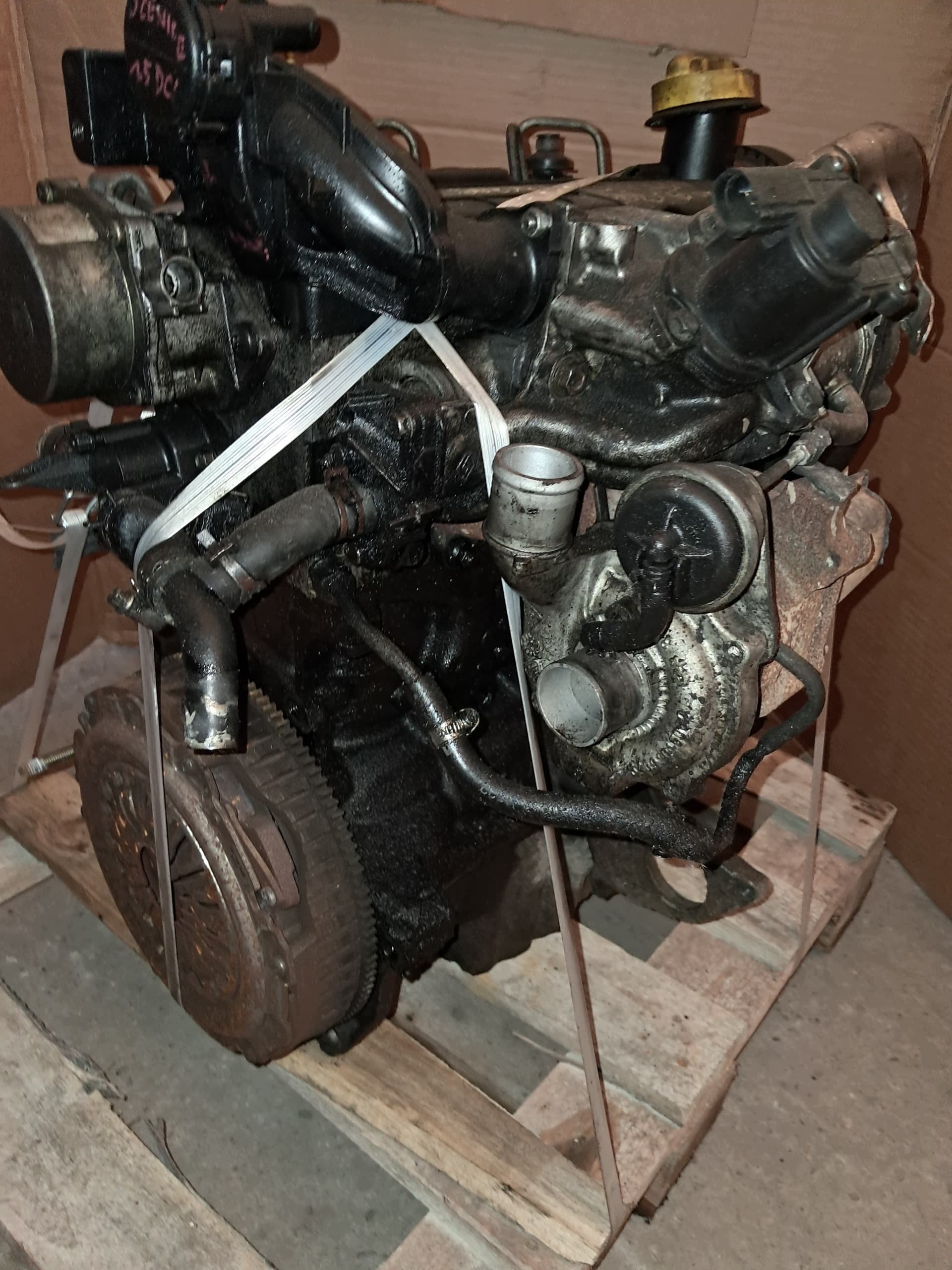 Moteur K9K 768 — vue 9