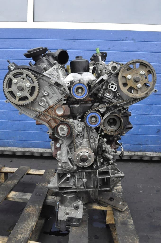 Moteur 306DT(TDV6) - Image 1