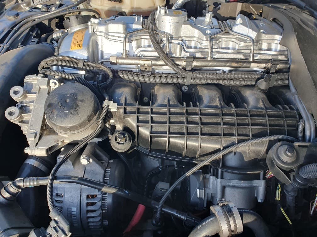 Moteur N55 B30 A — vue 3