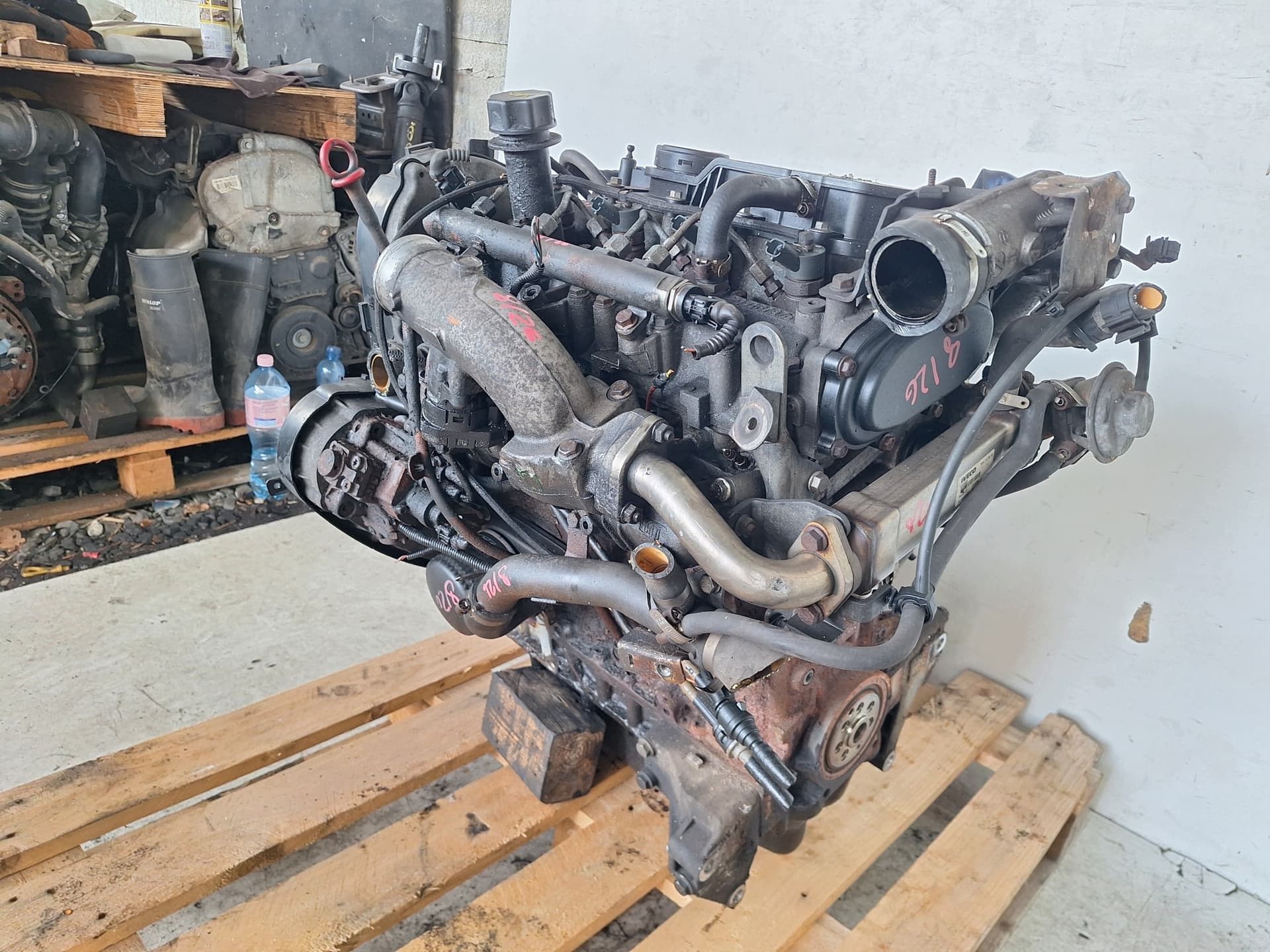 Moteur F1AE0481D — vue 4