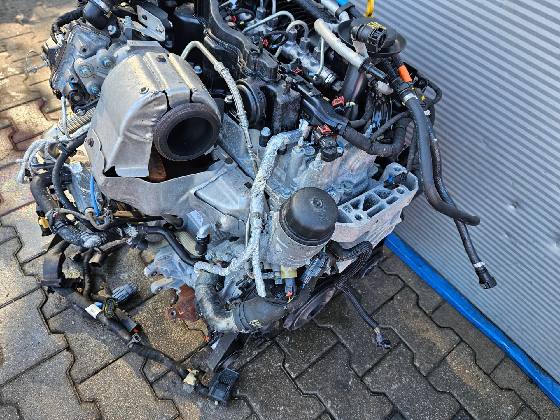 Moteur 204DTD(AJ20D4) — vue 13