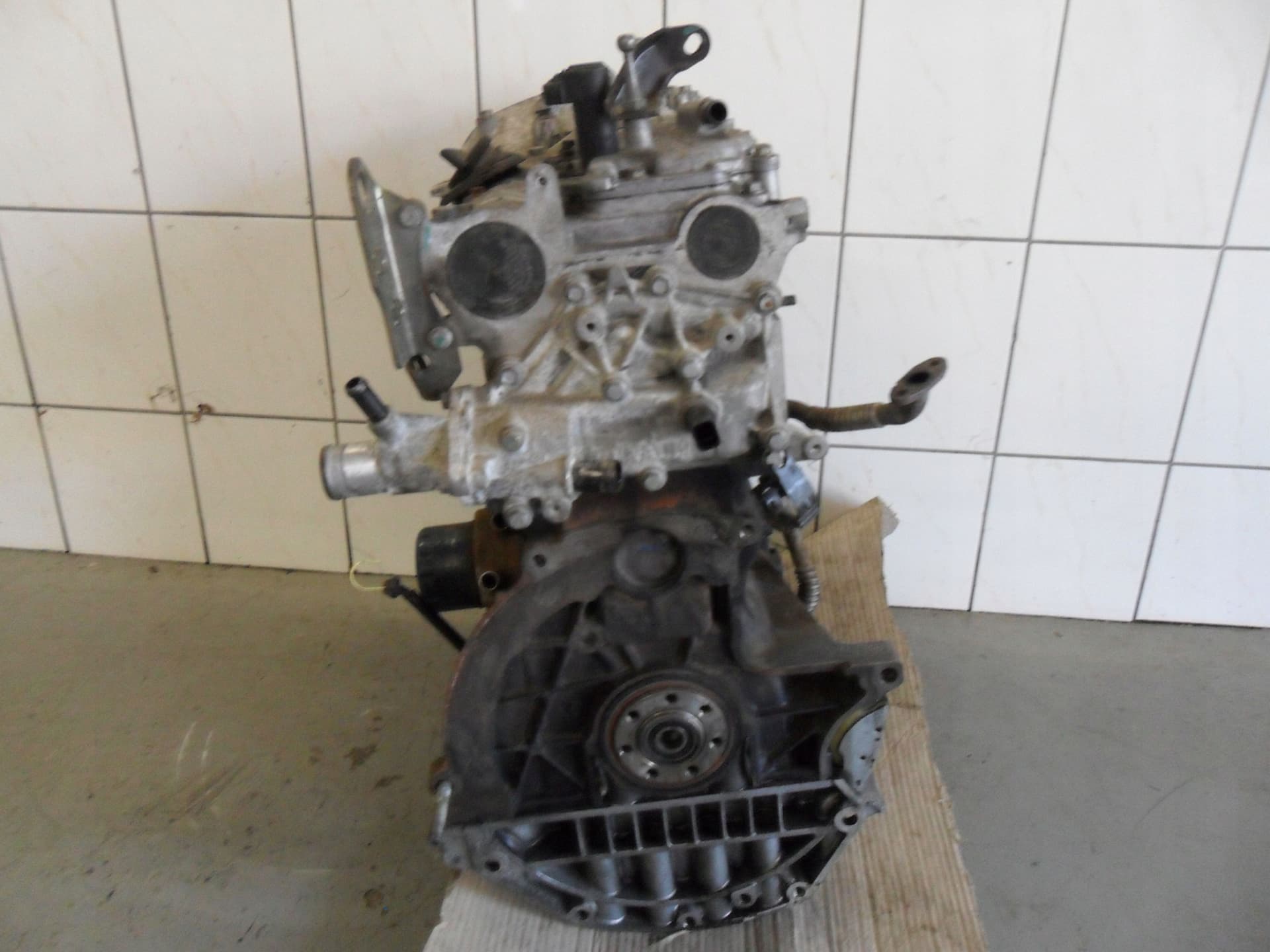 Moteur F4R 792 — vue 2