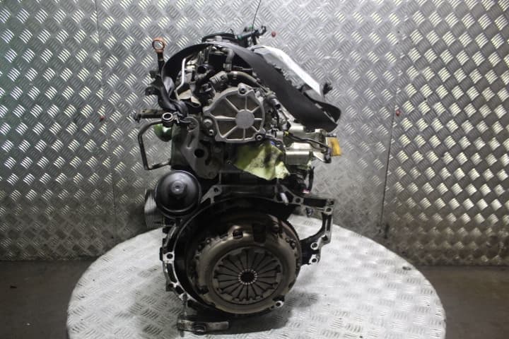 Moteur 8HR (DV4C) — vue 4