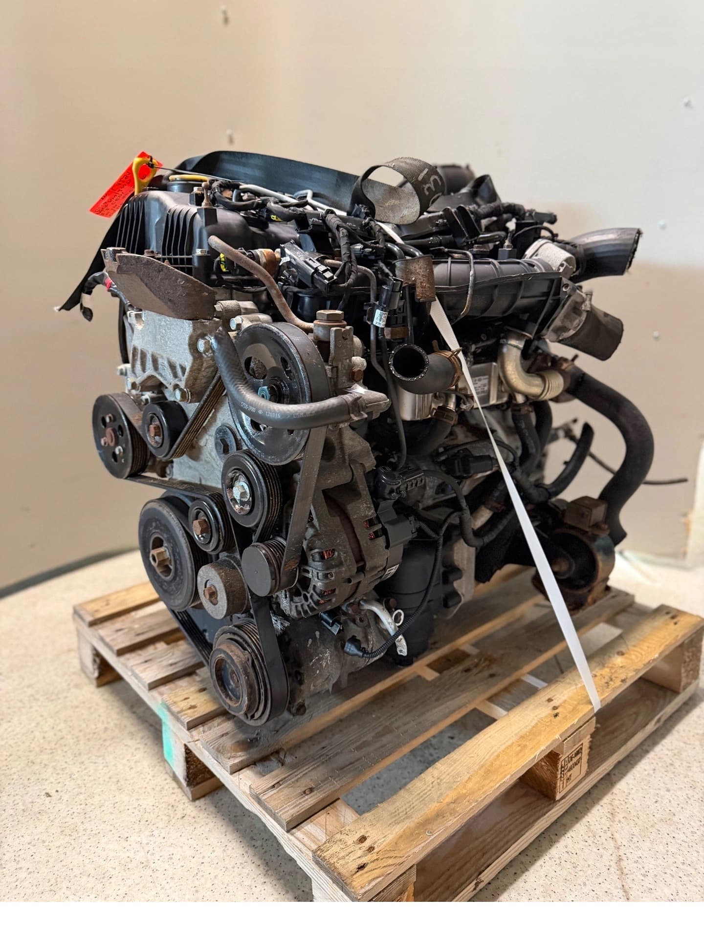 Moteur D4HB — vue 2