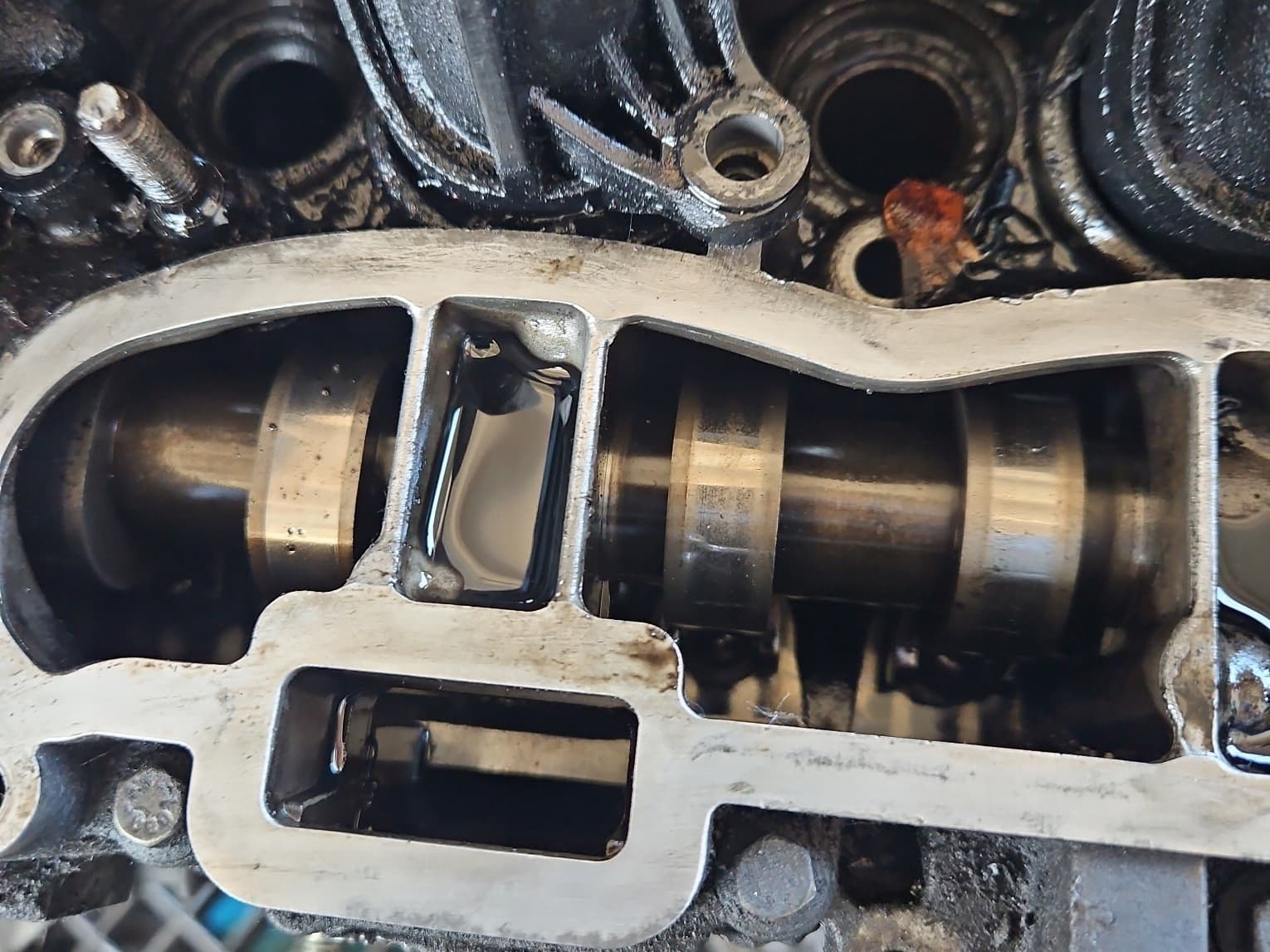 Moteur 9HX (DV6ATED4) — vue 3