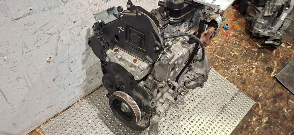 Moteur 8HP (DV4C) — vue 2