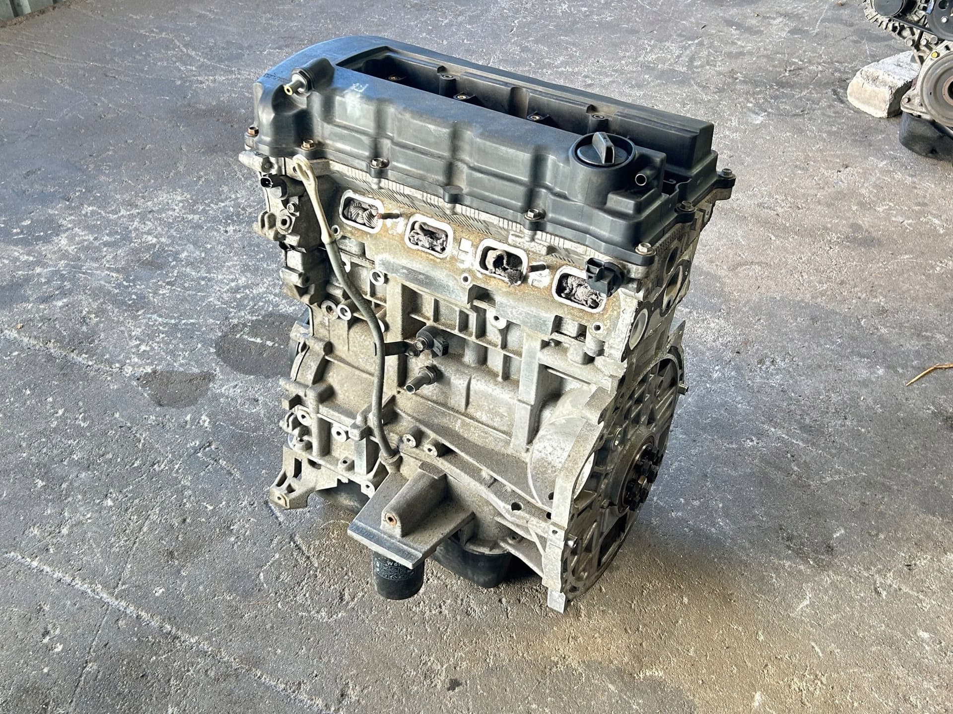 Moteur 4B12 — vue 2