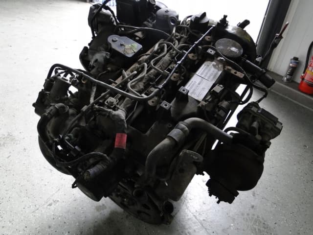 Moteur D20DT — vue 8