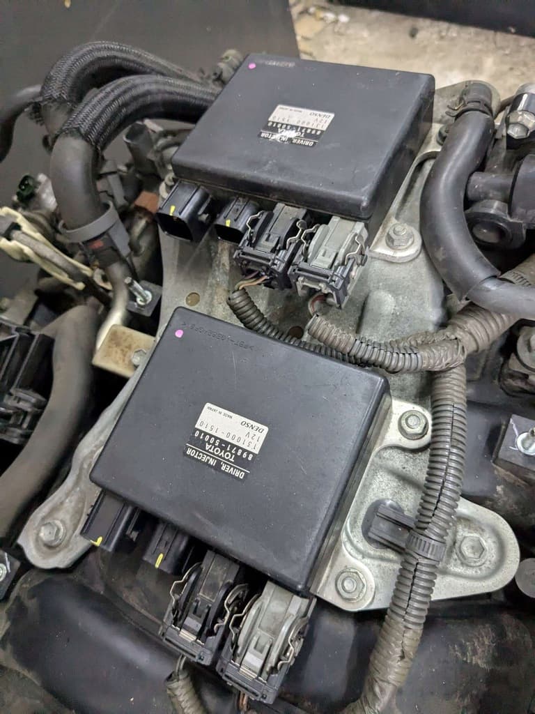 Moteur 1UR-FSE — vue 6