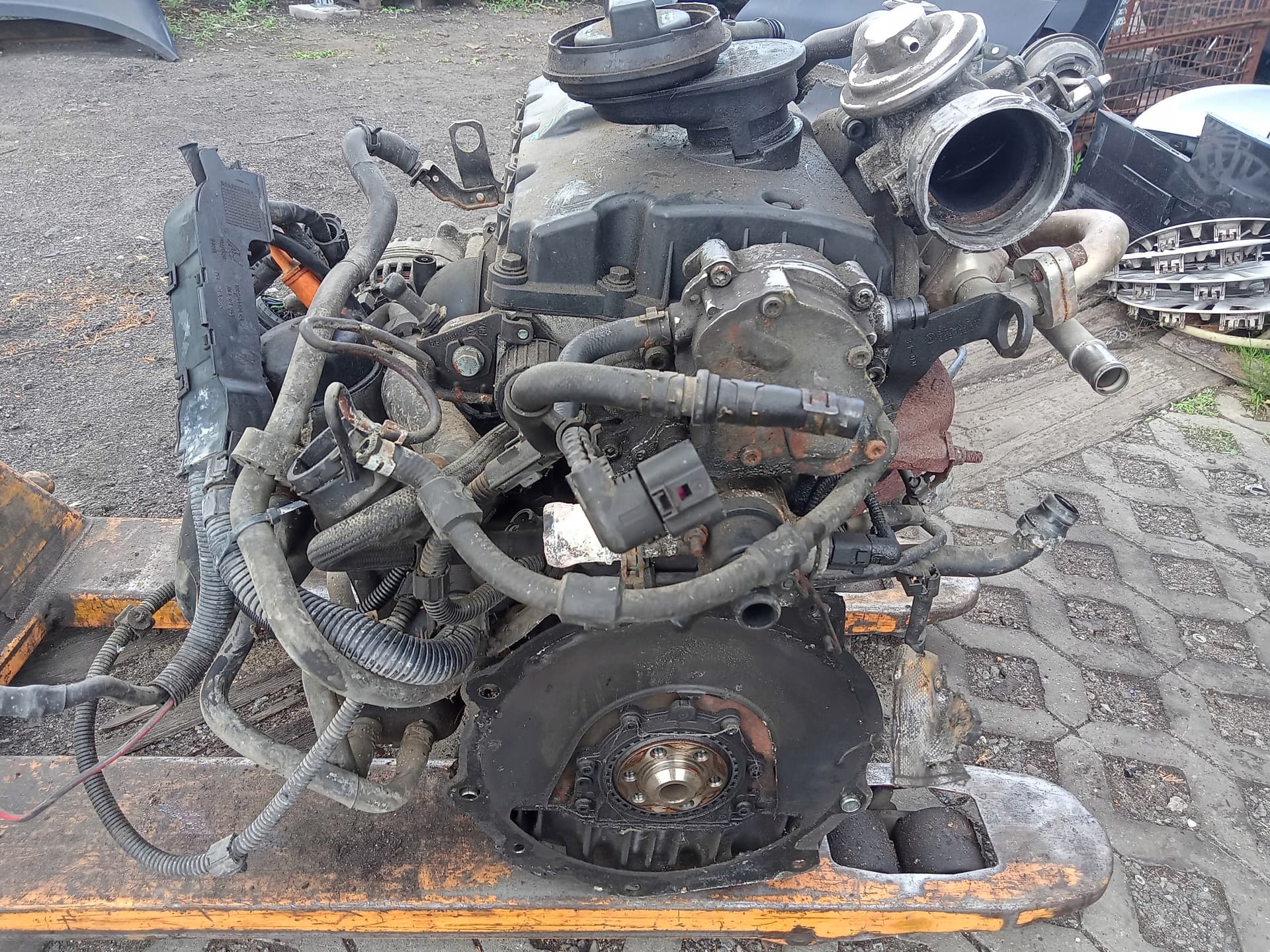 Moteur AUY — vue 7