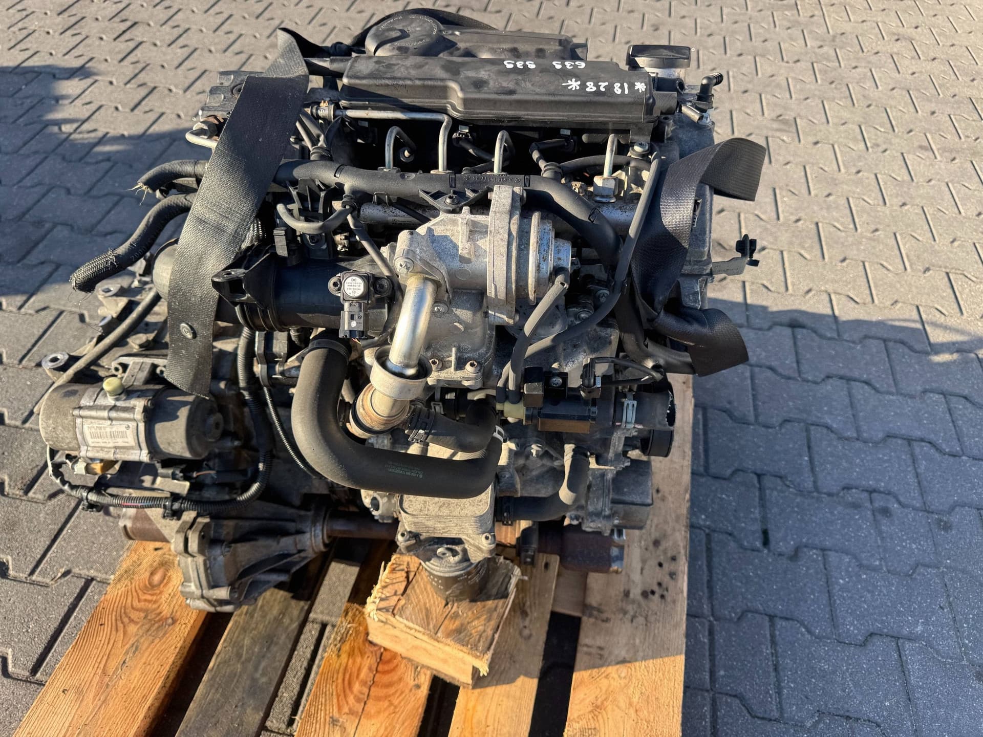 Moteur 4A90 — vue 5