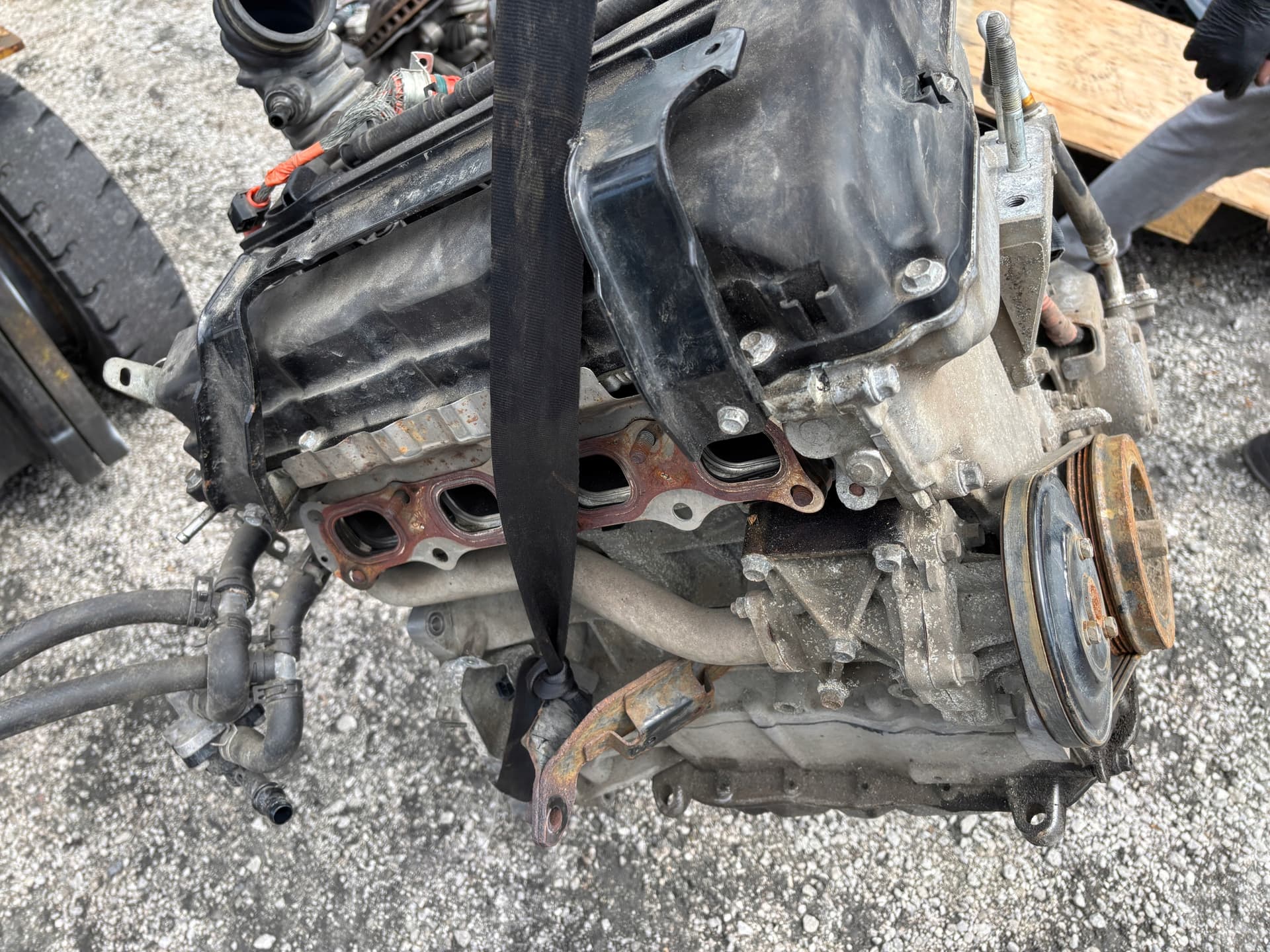 Moteur 4B11 — vue 5