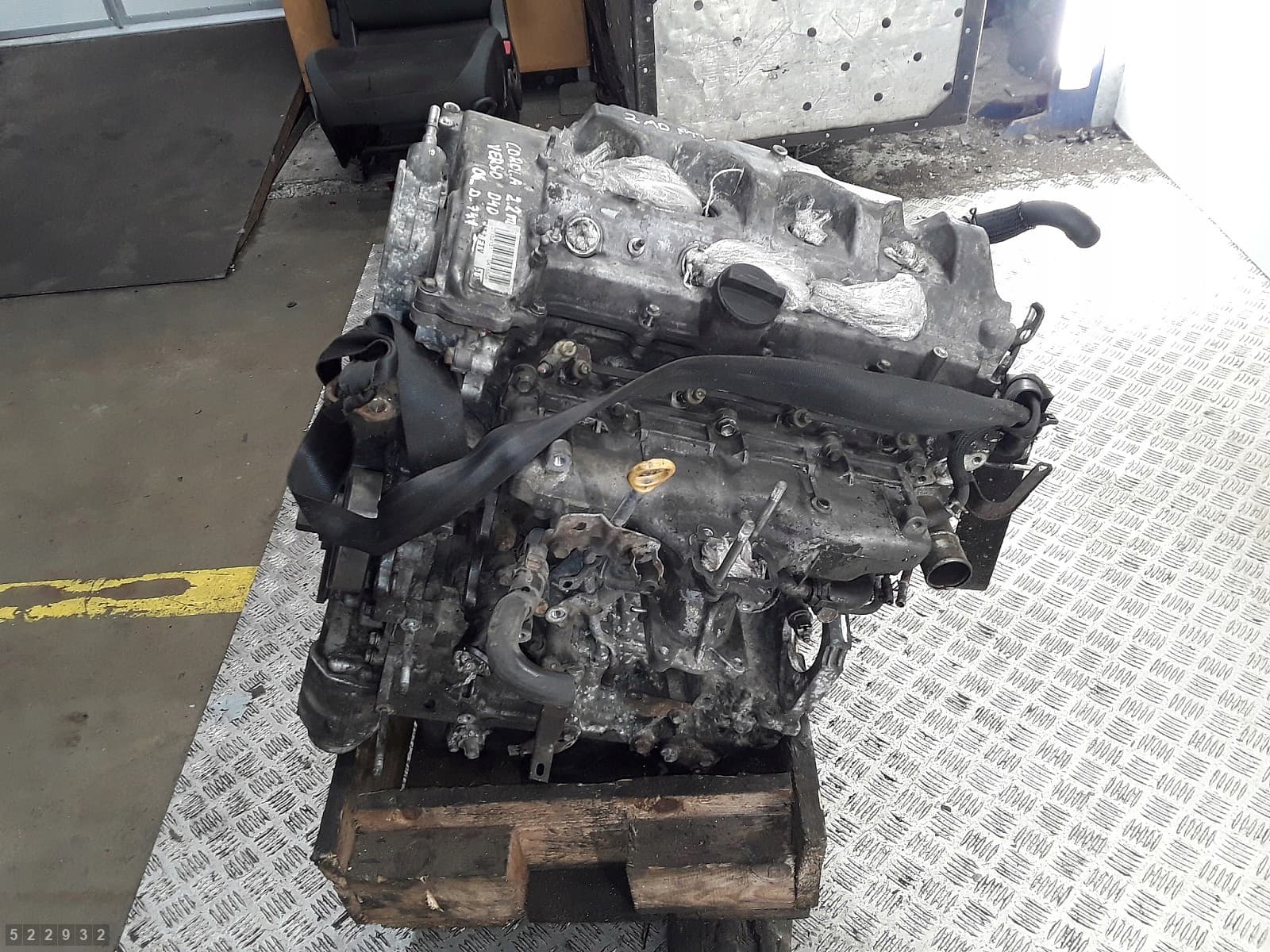 Moteur 2AD-FTV — vue 2