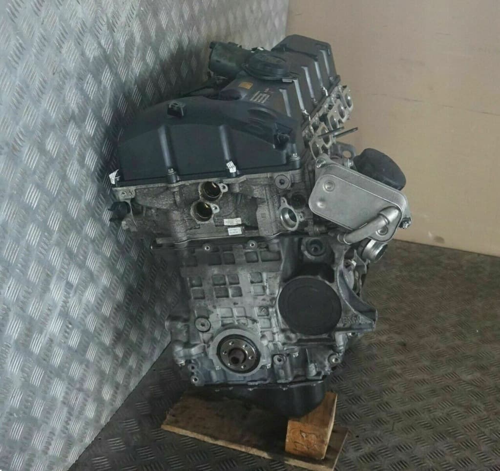 Moteur N52 B30 A — vue 4