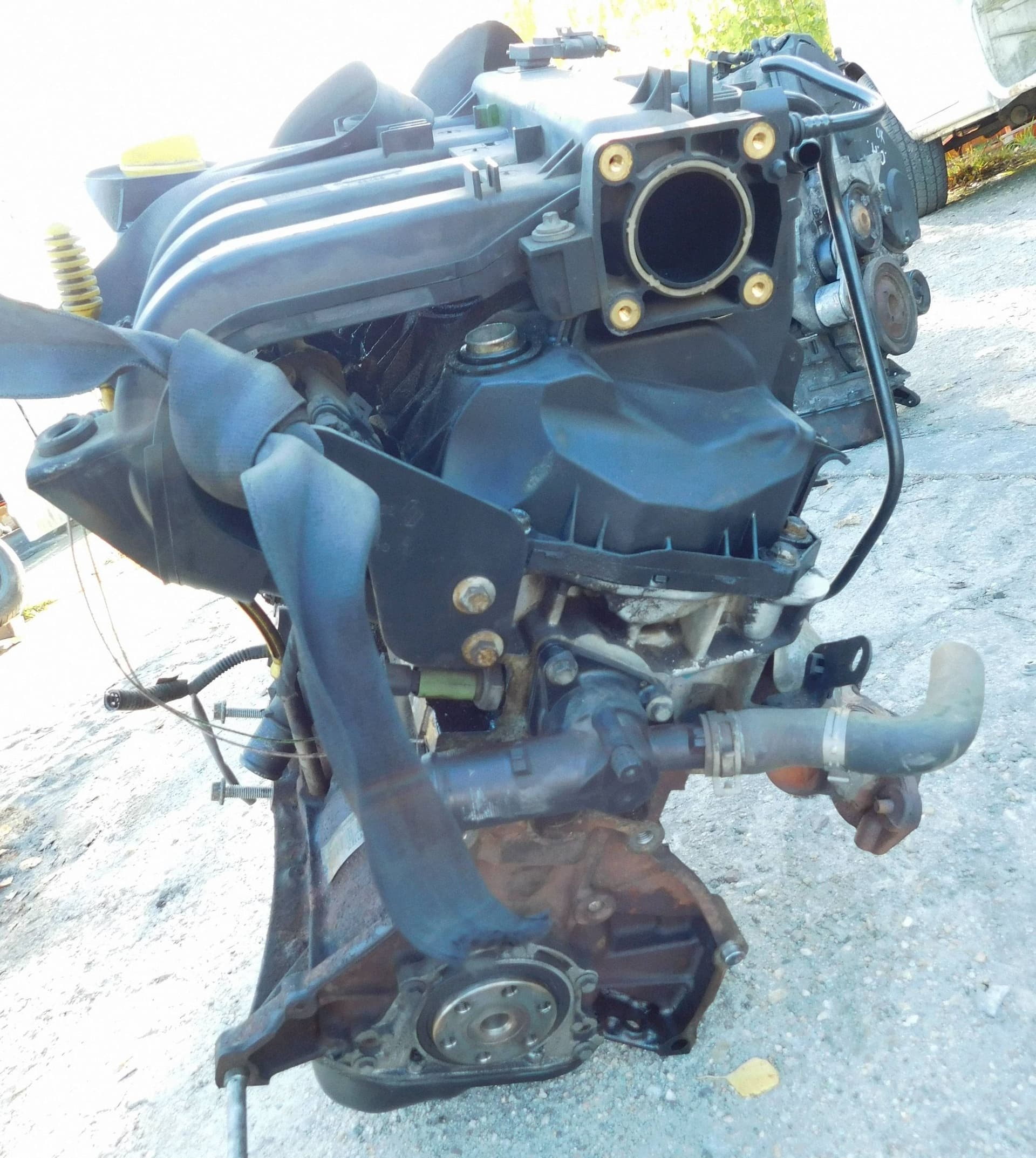 Moteur D4F 740 — vue 4