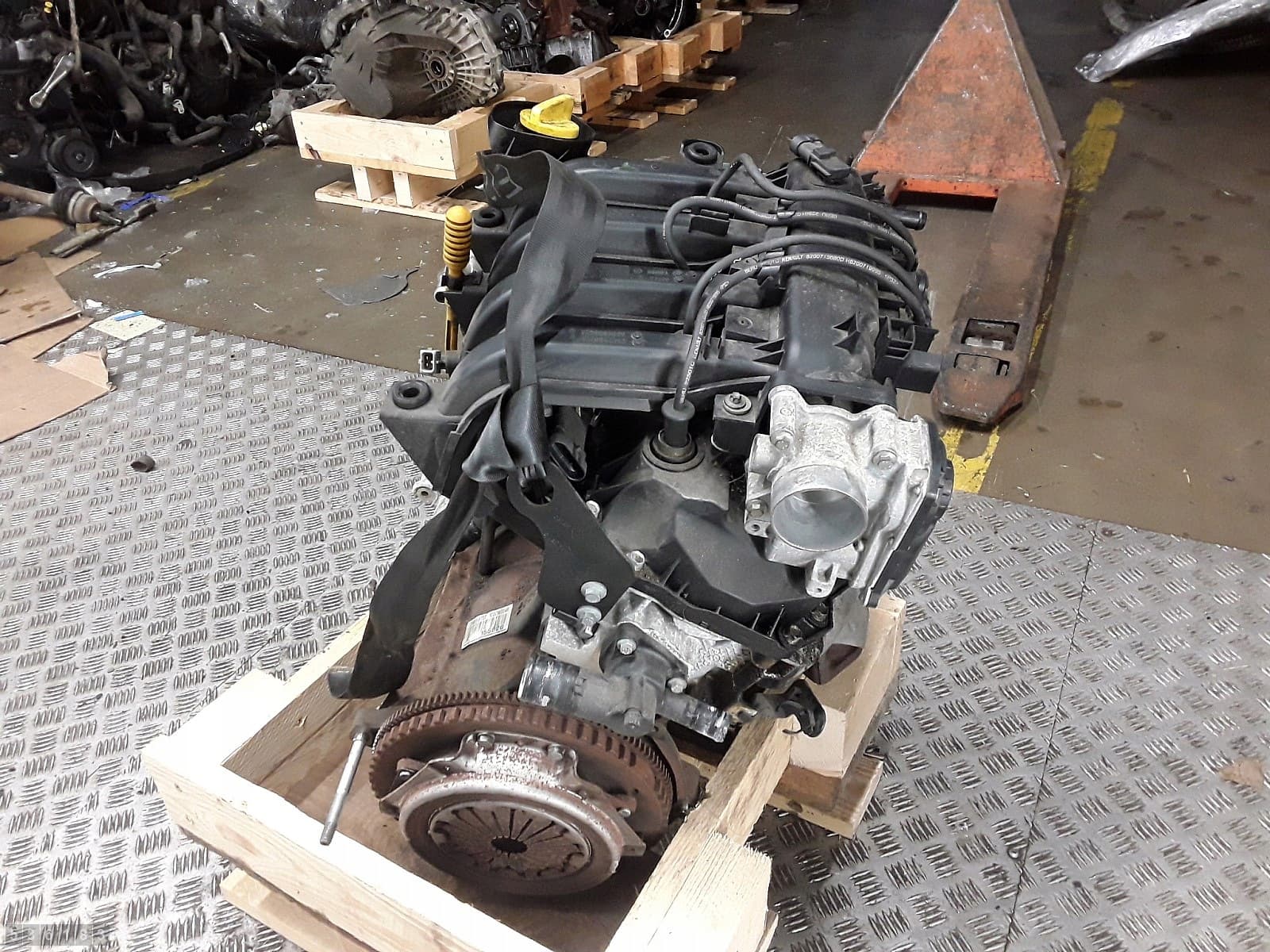 Moteur D4F 732 — vue 5