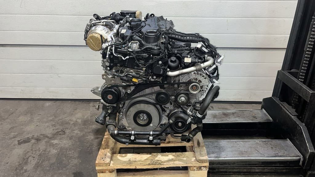 Moteur M 264.915 pour Mercedes-Benz
