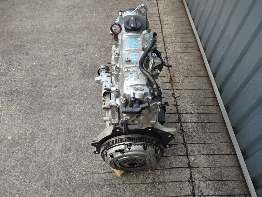 Moteur CBZB — vue 4