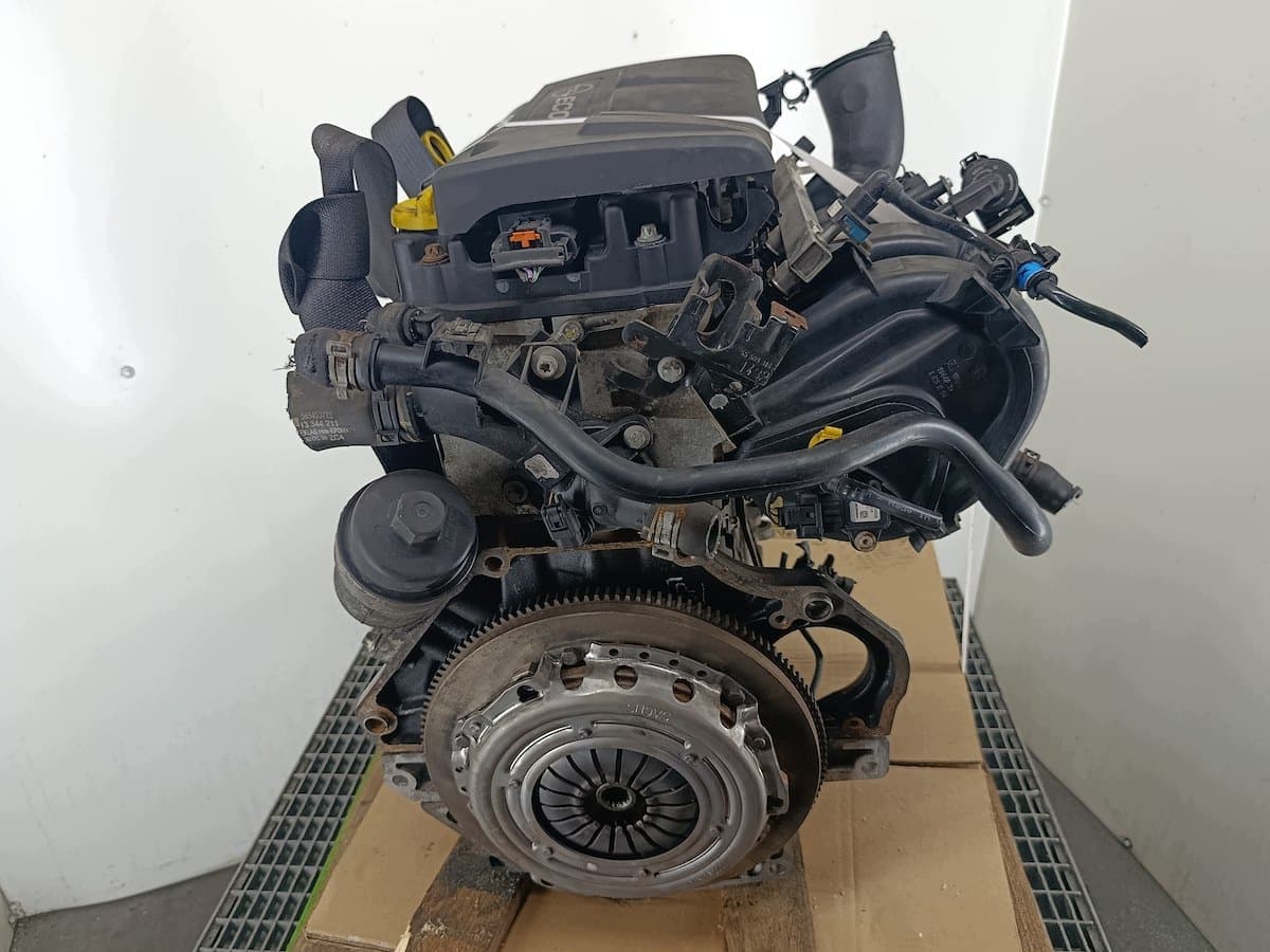 Moteur A 12 XER — vue 4